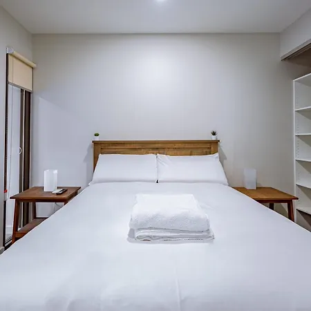 Modern Apt In Heart Of The City Canberra Exterior photo